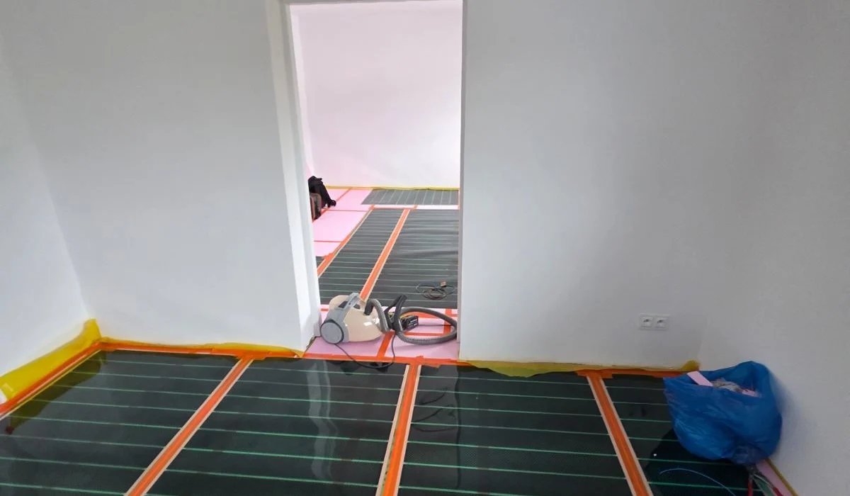 Ogrzewanie podłogowe elektryczne (folia grzewcza)