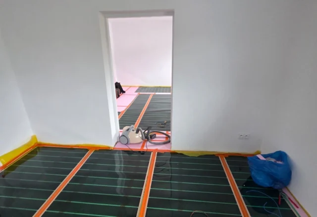 Ogrzewanie podłogowe elektryczne (folia grzewcza)